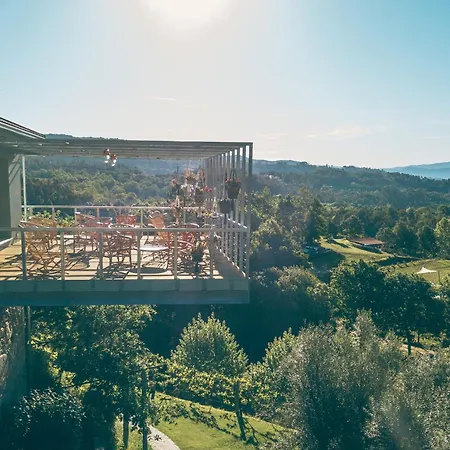 Курортный комплекс D'alijo Retreat Center Кабесейраш-ди-Башту