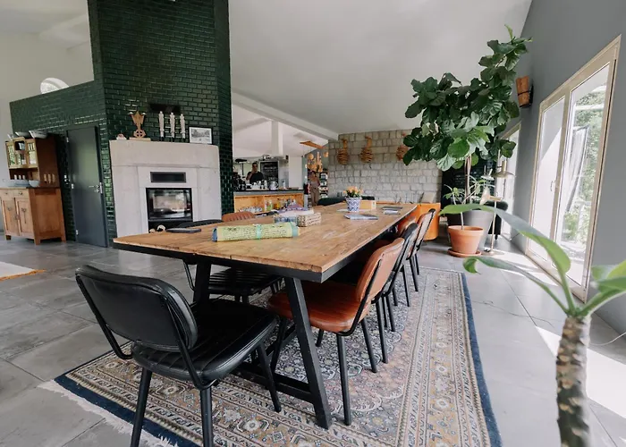 Feriested D'alijo Retreat Center *